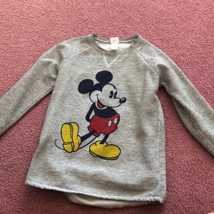 I am selling a whole long sleeve shirt